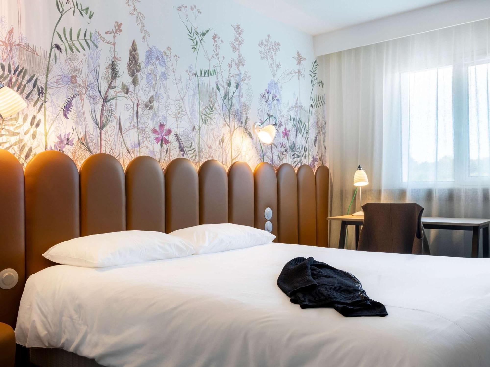 Hôtel ibis Pontivy Buitenkant foto